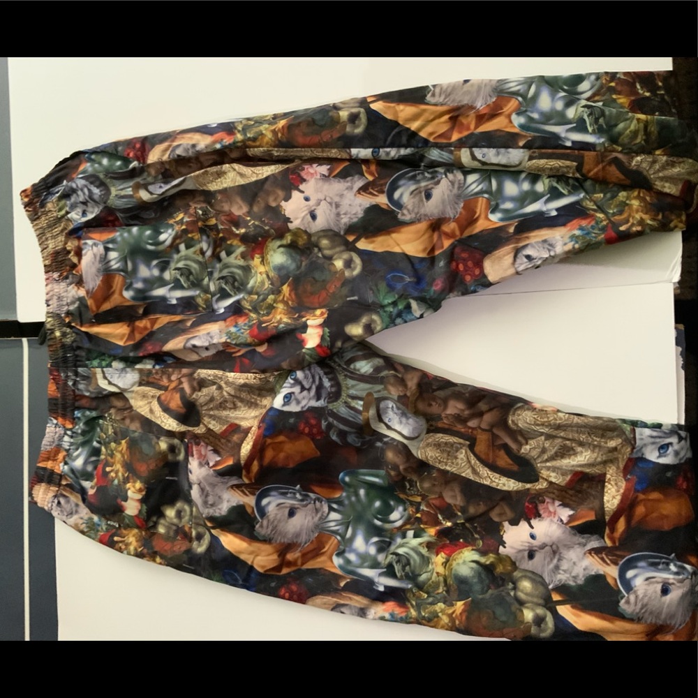 Rip N Dip Pants - Renaissance Nermal Print
